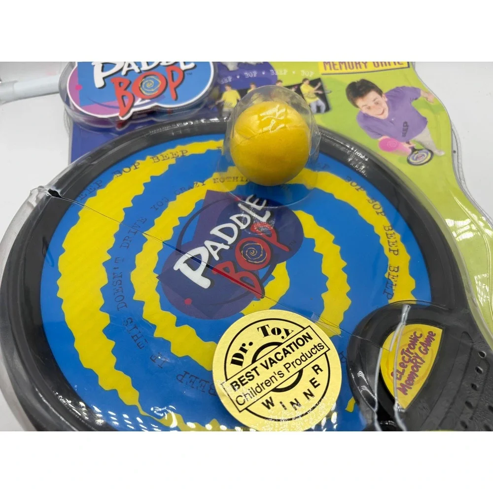 New Rare Vintage 80s 90s Paddle Bop Electronic Memory Game Toy Manley Toy Quest